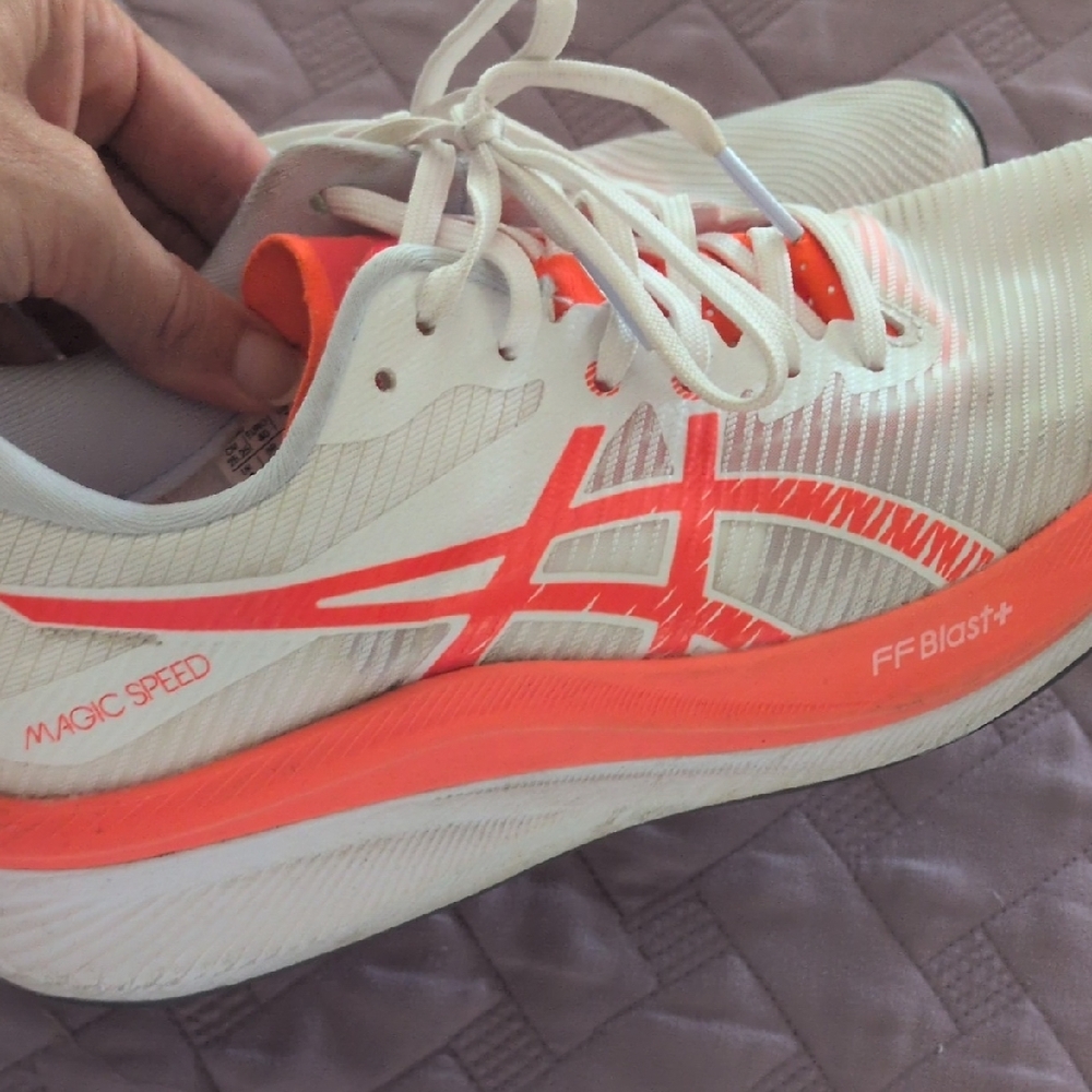 ASICS Magic Speed 3 - Picture 4 of 8